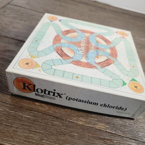 Vintage 80s Klotrix (Potassium Chloride ) Trivia Game Mead Johnson - Picture 3 of 15